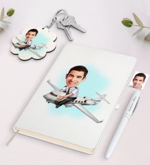 Kişiye Özel Erkek Kaptan Pilot Karikatürlü Beyaz Defter Kalem ve Anahtarlık Hediye Seti
