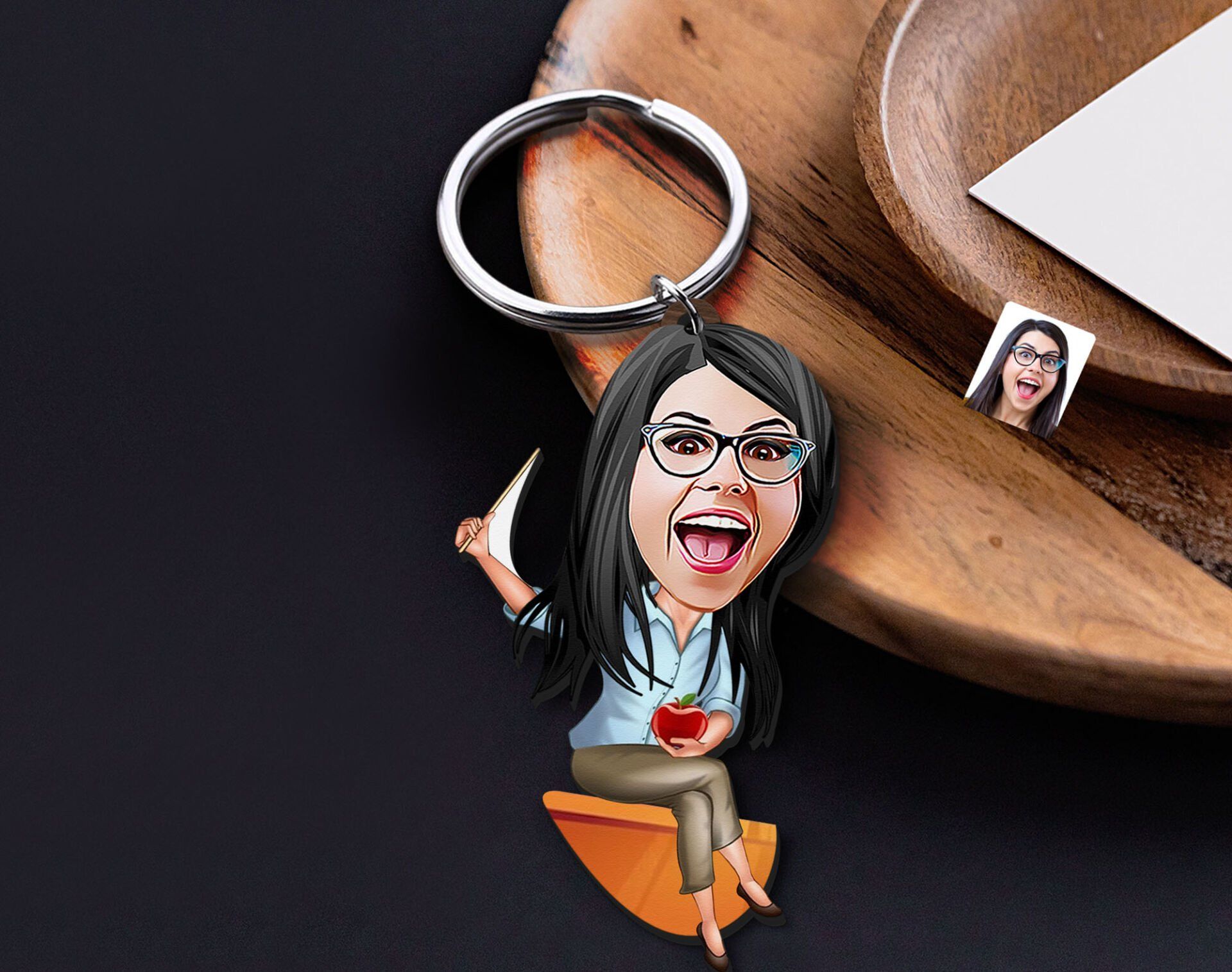 BK Gift Kişiye Özel Öğretmen Karikatürlü Ahşap Anahtarlık-8 Sevgiliye Hediye, Arkadaşa Hediye, Doğum Günü Hediyesi