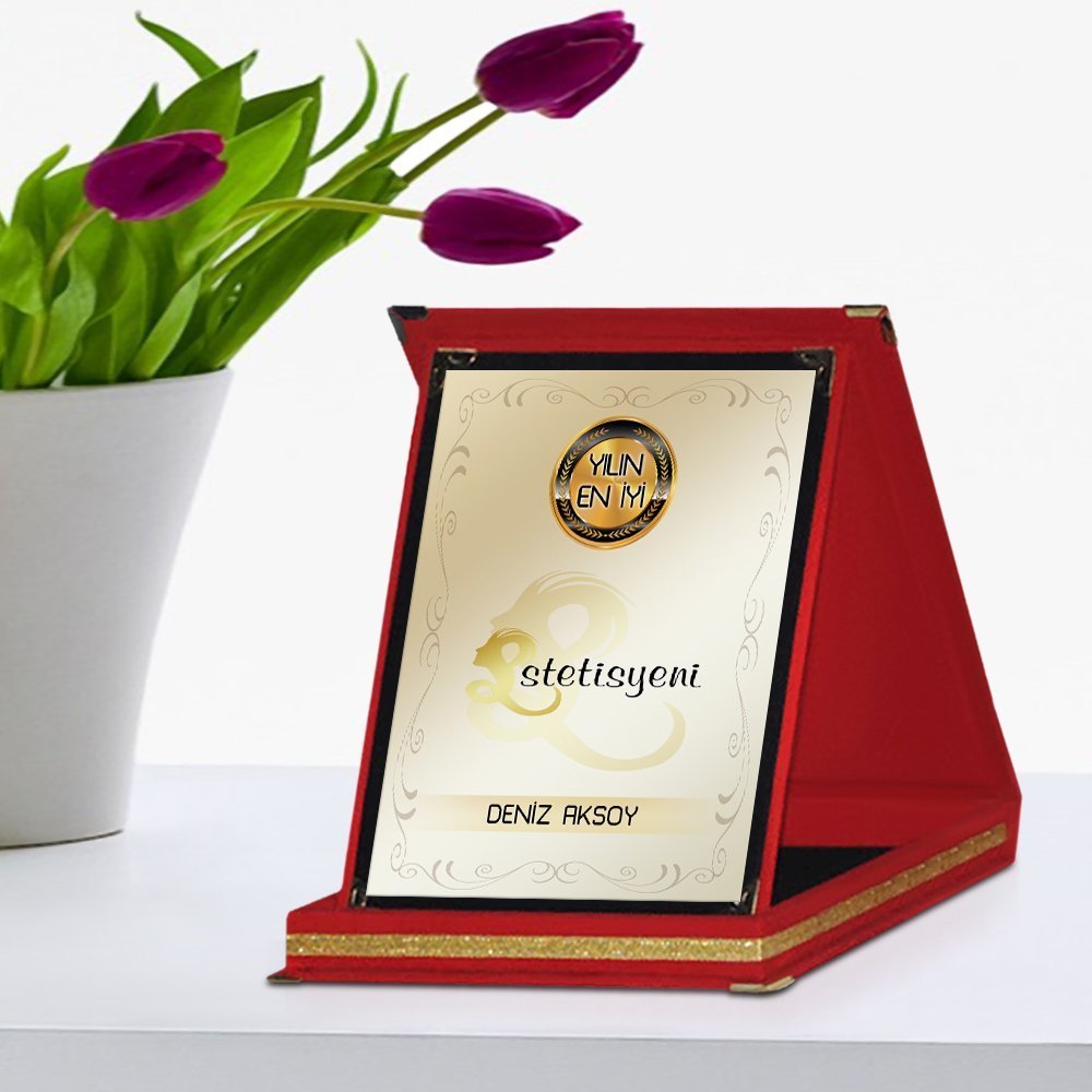 Kişiye Özel Yılın En İyi Estetisyeni Kırmızı Plaket Ödülü - 1
