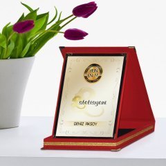 Kişiye Özel Yılın En İyi Estetisyeni Kırmızı Plaket Ödülü - 1