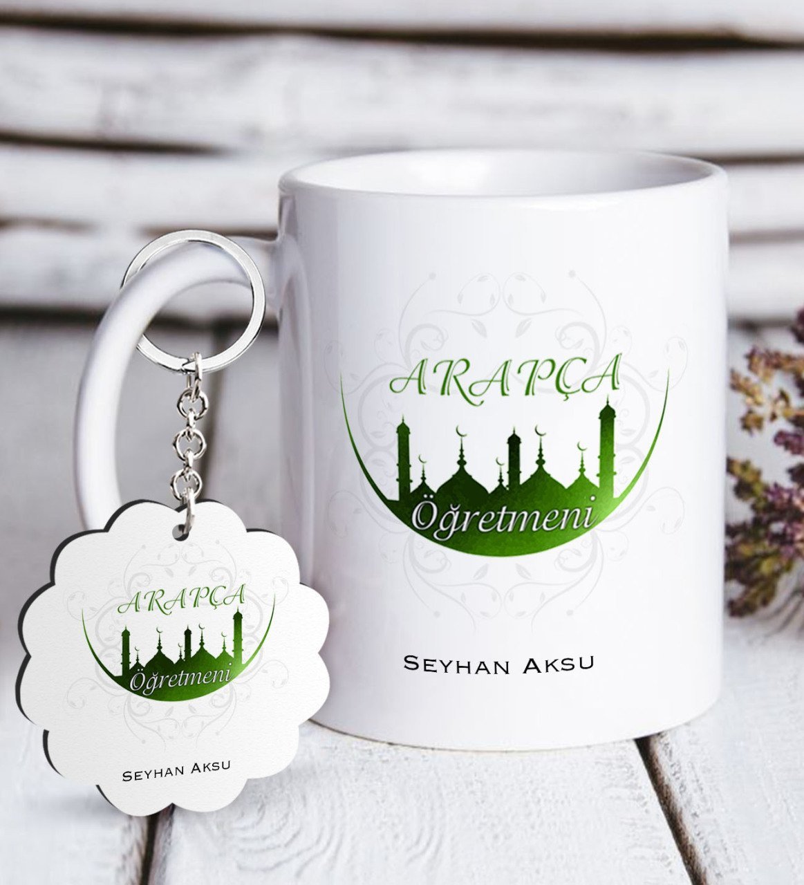 Kişiye Özel Arapça Öğretmeni Beyaz Kupa ve Anahtarlık Hediye Seti-2