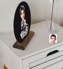 Kişiye Özel Erkek Motorcu Karikatürlü Yuvarlak Ahşap Biblo-1
