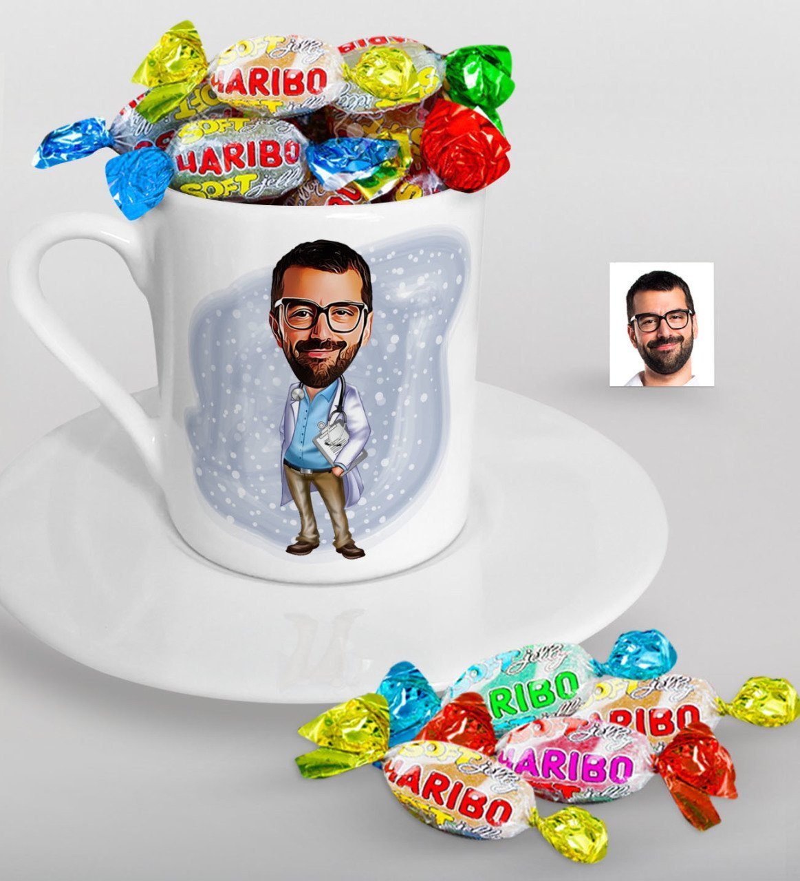 Kişiye Özel Bay Doktor Karikatürlü Türk Kahvesi Fincanı ve Haribo Şeker Hediye Seti-8