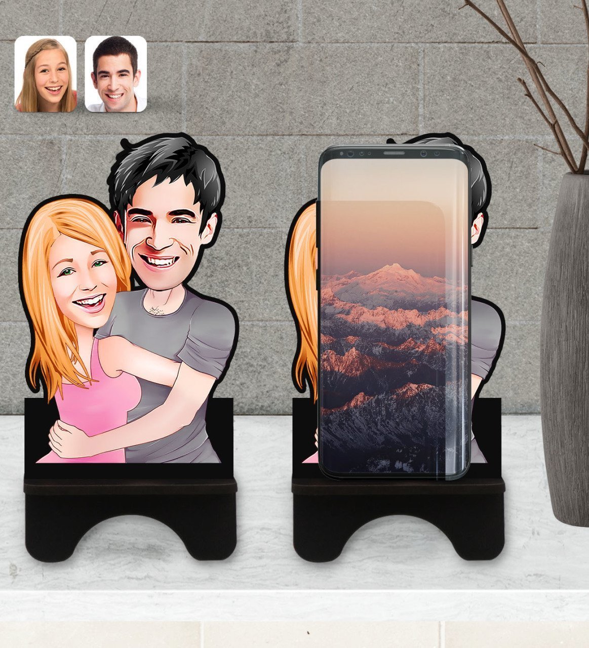 Kişiye Özel Sevgililer Karikatürlü Ahşap Biblo Telefon Standı-86