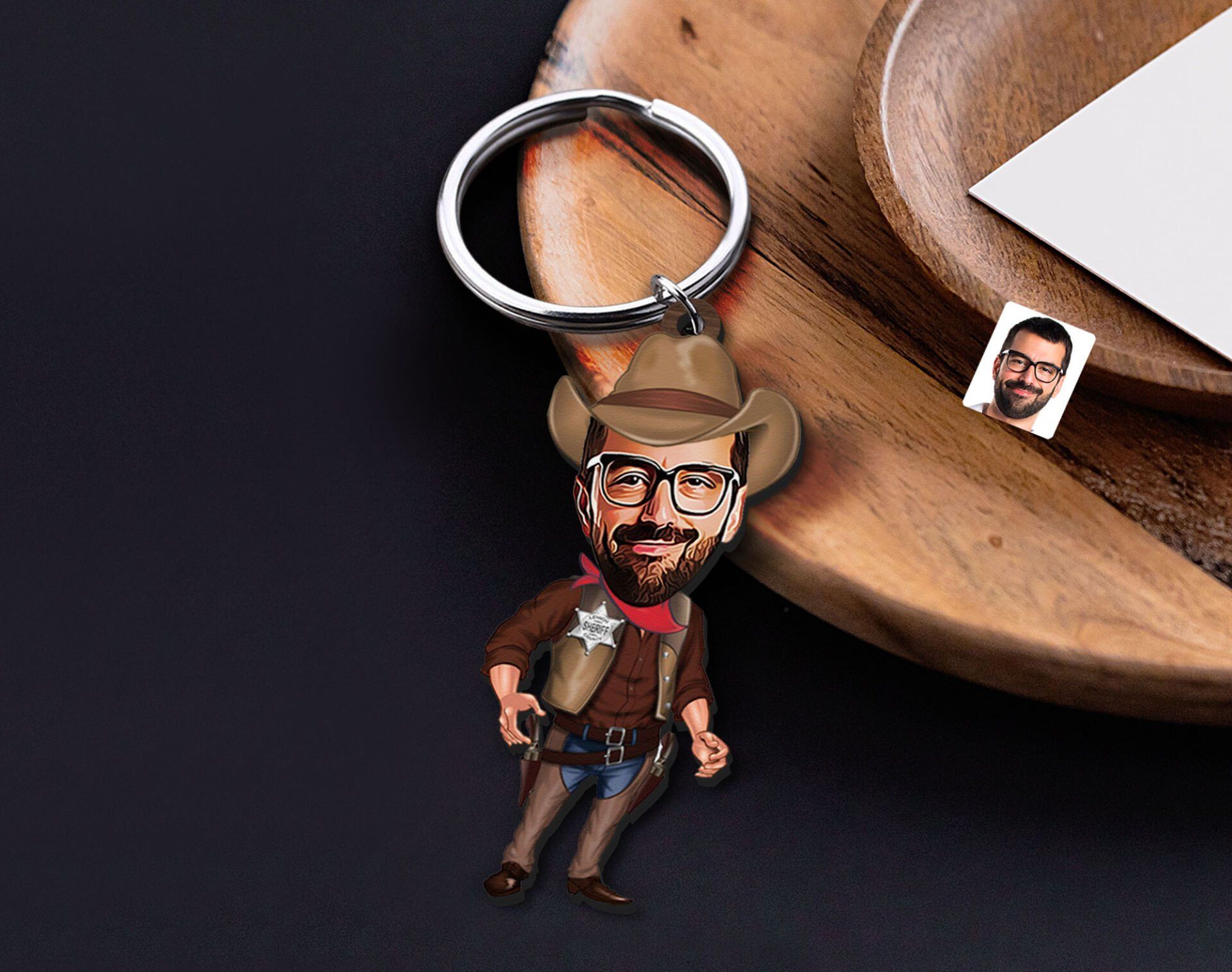 BK Gift Kişiye Özel Kovboy Karikatürlü Ahşap Anahtarlık-2 Sevgiliye Hediye, Arkadaşa Hediye, Doğum Günü Hediyesi