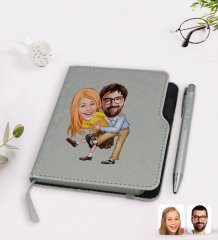 Kişiye Özel Sevgililer Karikatürlü Gri Termo Deri Defter Kalem Seti-102