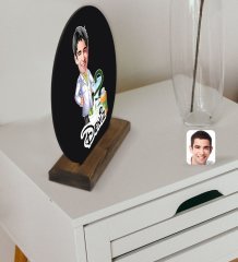 Kişiye Özel Erkek Eczacı Karikatürlü Yuvarlak Ahşap Biblo-2