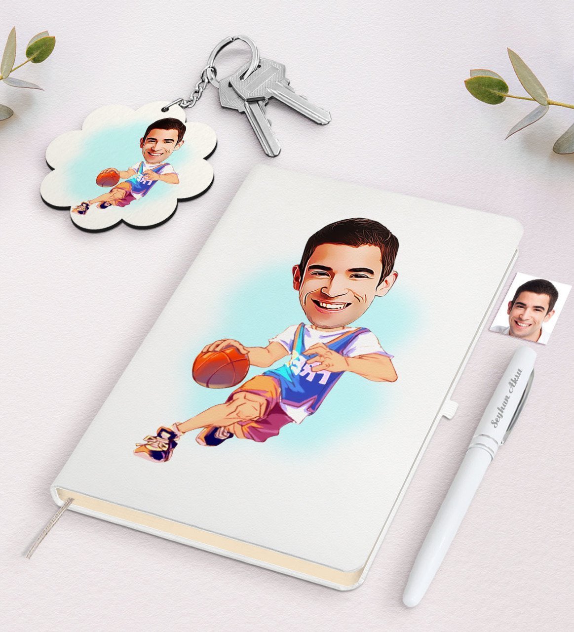 Kişiye Özel Erkek Basketbolcu Karikatürlü Beyaz Defter Kalem ve Anahtarlık Hediye Seti-2