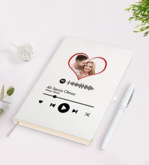 Kişiye Özel Kalpli Fotoğraflı Spotify Barkodlu Beyaz Defter Kalem Seti-1