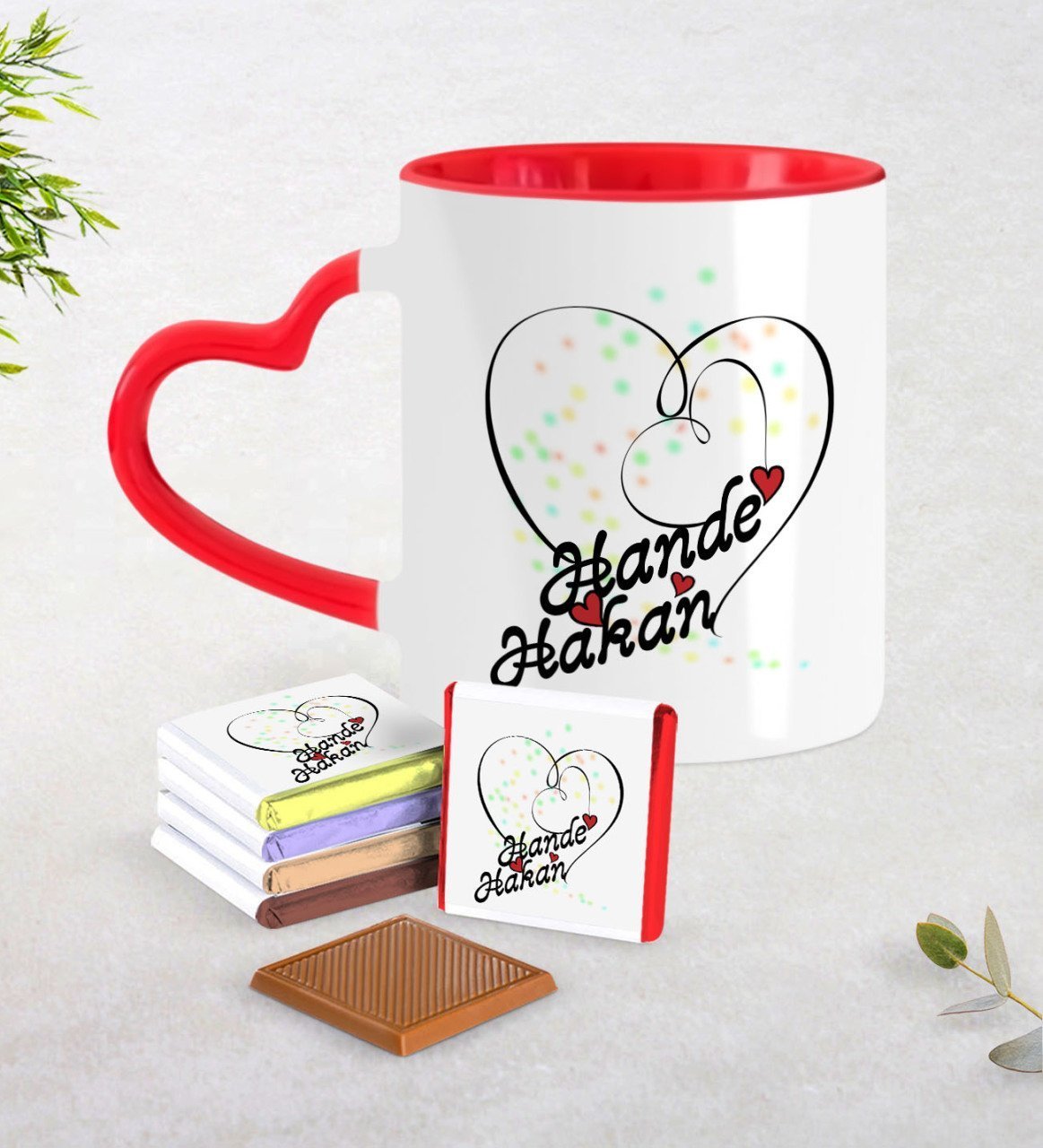 Kişiye Özel Sevgililer Günü Kırmızı Kalpli Kupa ve Çikolata Seti-11