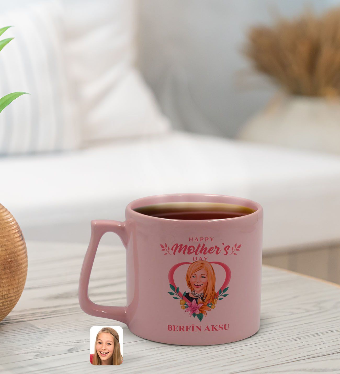 BK Gift Kişiye Özel Karikatürlü Anneler Günü Tasarımlı Pastel Pembe Middle Kupa Bardak, Anneye Hediye, Anneler Günü Hediyesi-5