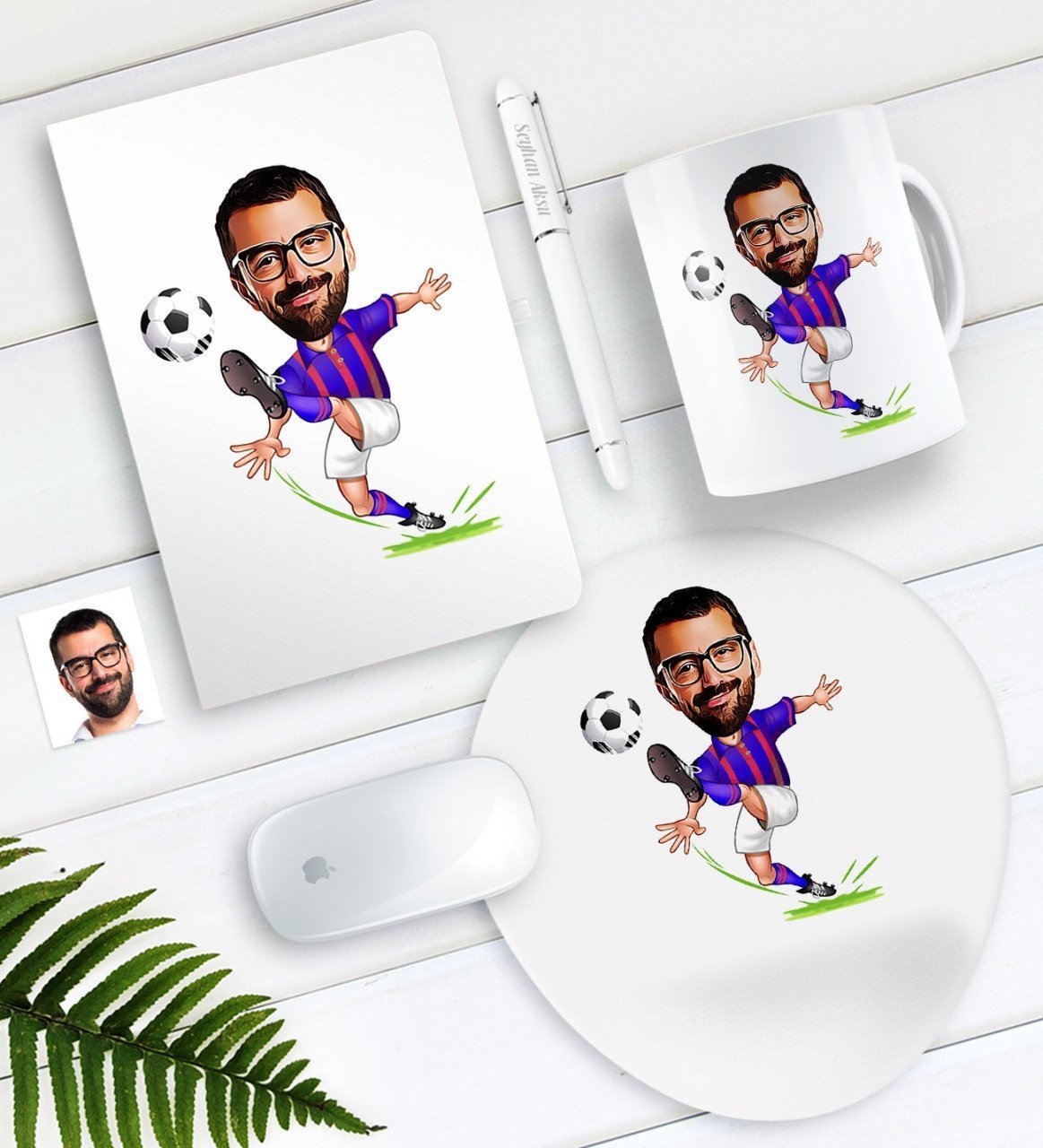Kişiye Özel Bay Bordo Mavi Futbolcu Karikatürlü Defter Kalem Kupa Mouse Pad Seti