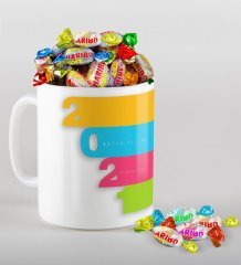 BK Gift Kişiye Özel 2023 Mutlu Yıllar Beyaz Kupa ve Haribo Şeker Hediye Seti-12
