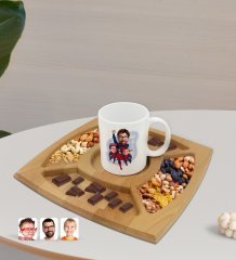 Kişiye Özel Süper Baba ve Çocuklar Karikatürlü Beyaz Kupa ve Doğal Masif Ahşap 4 Bölmeli Sunum Tabağı Çerezlik Hediye Seti-1