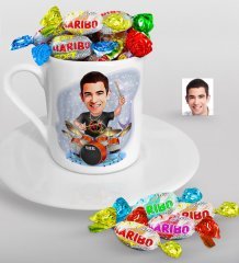 Kişiye Özel Bay Baterist Karikatürlü Türk Kahvesi Fincanı ve Haribo Şeker Hediye Seti
