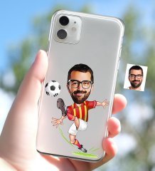 Kişiye Özel Sarı Kırmızı Futbolcu Karikatürlü iPhone 11 İnce Şeffaf Silikon Telefon Kapağı