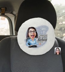 Kişiye Özel İsimli Kadın Kolay Yetişmiyor Karikatürlü Yuvarlak Araç Koltuk Yastığı-2