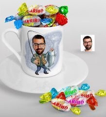 Kişiye Özel Bay Balıkçı Karikatürlü Türk Kahvesi Fincanı ve Haribo Şeker Hediye Seti