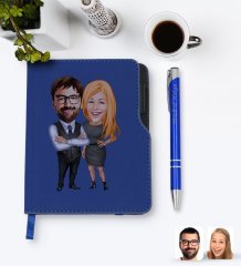 Kişiye Özel Sevgililer Karikatürlü Lacivert Termo Deri Defter Kalem Seti-100