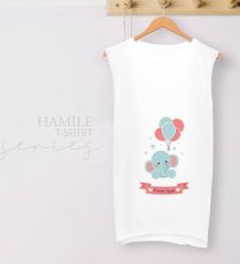 BK Gift Kişiye Özel İsimli Uyuyor Tasarımlı Beyaz Sıfır Kol Hamile Tişört-1, Hamile Giyim, Eşe Hediye