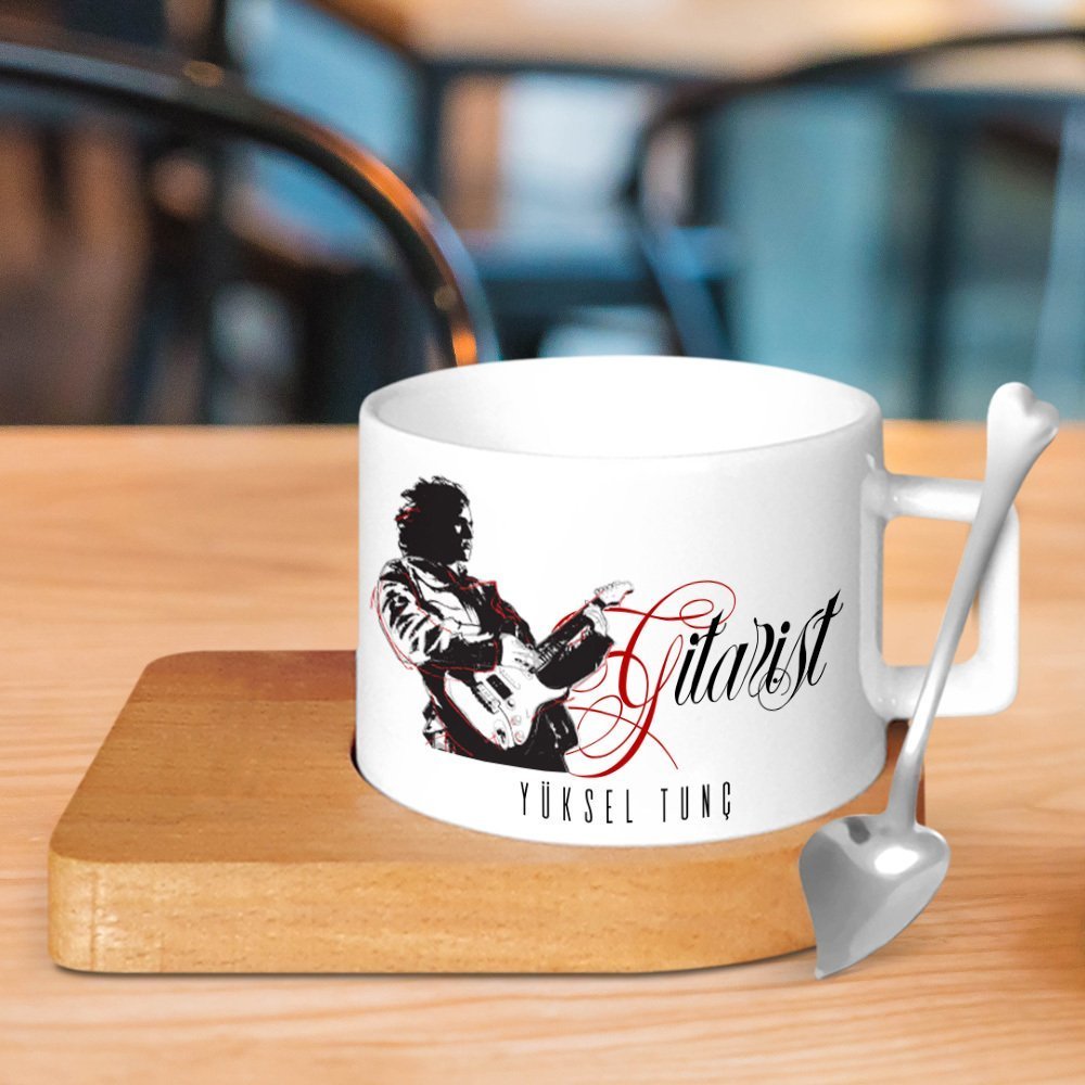 Kişiye Özel Mesleki Gitarist Ahşap Altlıklı Seramik Fincan - 1
