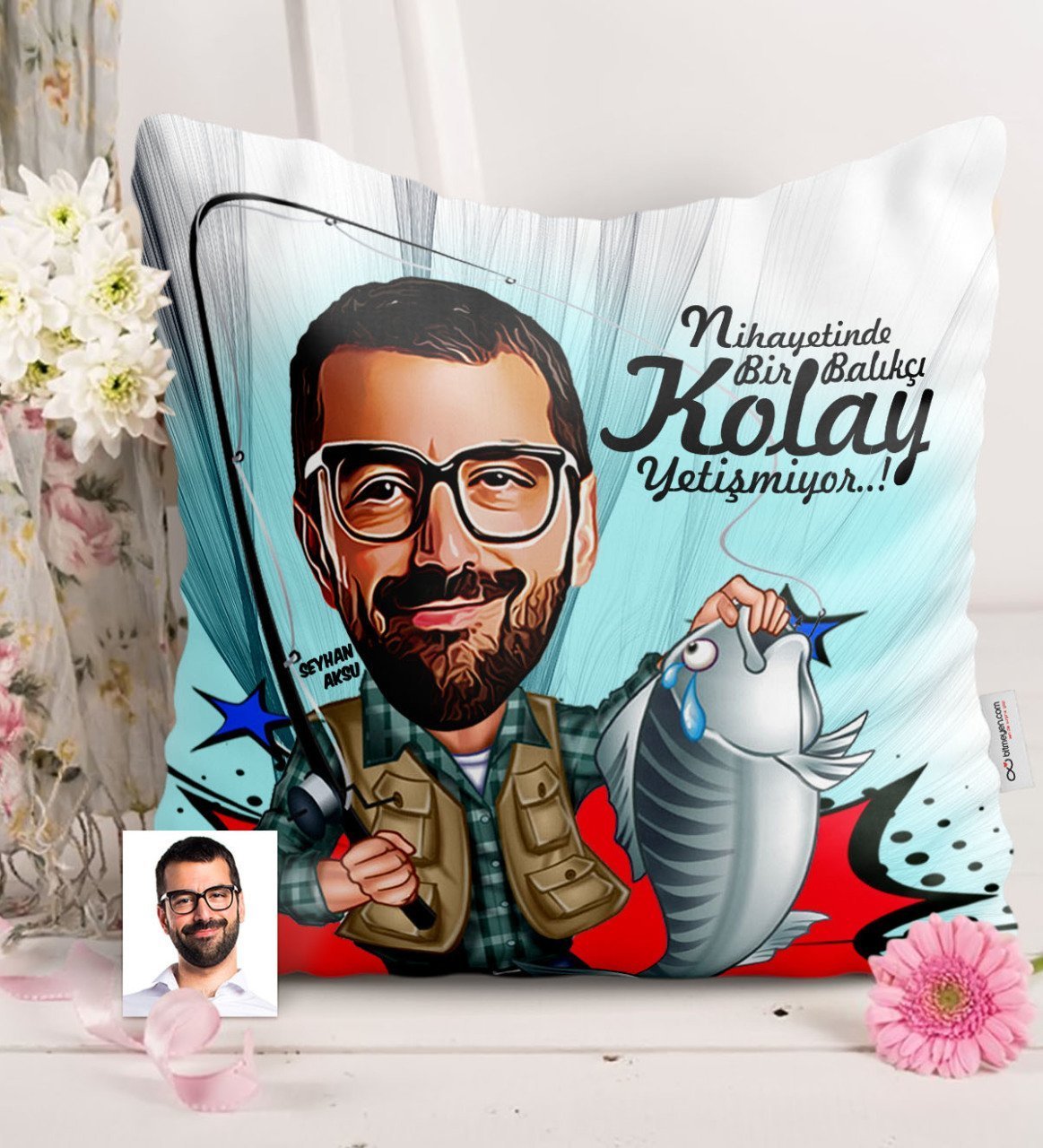Kişiye Özel Bay Balıkçı Karikatürlü Saten Yastık - 1