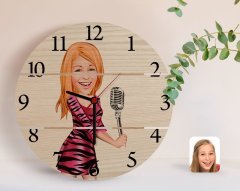 Kişiye Özel Şarkı Söyleyen Kız Karikatürlü Otantik Ahşap Palet Saat-2