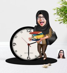 Kişiye Özel Bayan Öğretmen Karikatürlü Ahşap Masaüstü Biblo Saat-8
