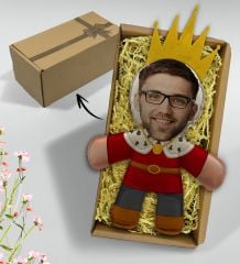 BK Gift Hediye Kutusunda Kişiye Özel Fotoğraflı Kral Bebek Yastık, Arkadaşa Hediye, Sevgiliye Hediye, Doğum Günü Hediyesi