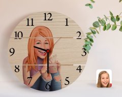 Kişiye Özel Kadın Karikatürlü Otantik Ahşap Palet Saat-103