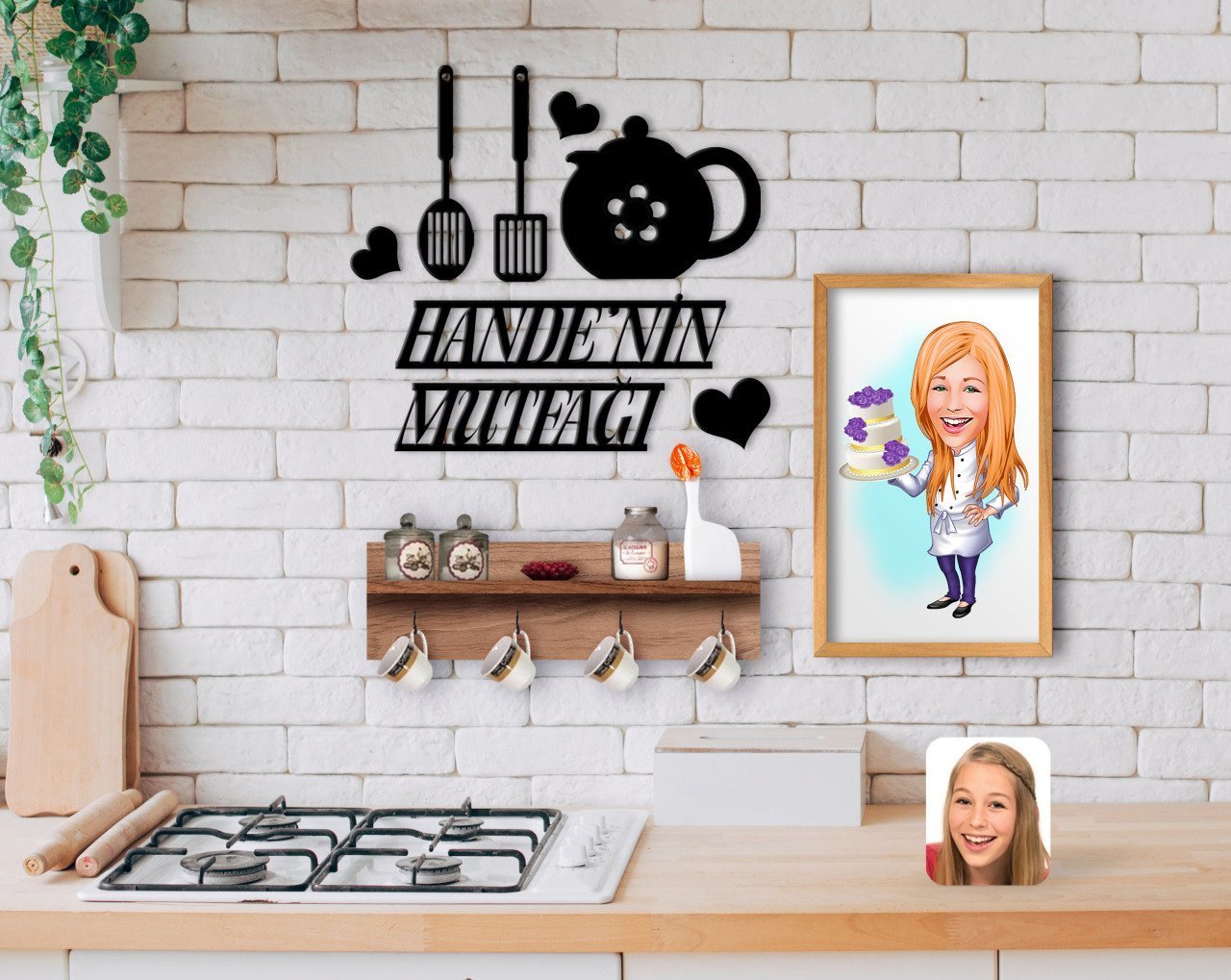 BK Home İsme Özel Mutfak Duvar Süsü Ahşap Karikatürlü Tablo ve Dekoratif Raflı Fincan Askılığı Hediye Seti-3