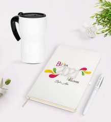 Kişiye Özel Bu Yılda Hep Gülümse Temalı Beyaz Defter Kalem Termos Mug Seti