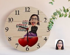 Kişiye Özel En Güzel Anne Karikatürlü Otantik Ahşap Palet Saat