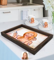 Kişiye Özel Kadın Karikatürlü Doğal Ahşap Tepsi ve 2’li Kahve Fincan Seti-21