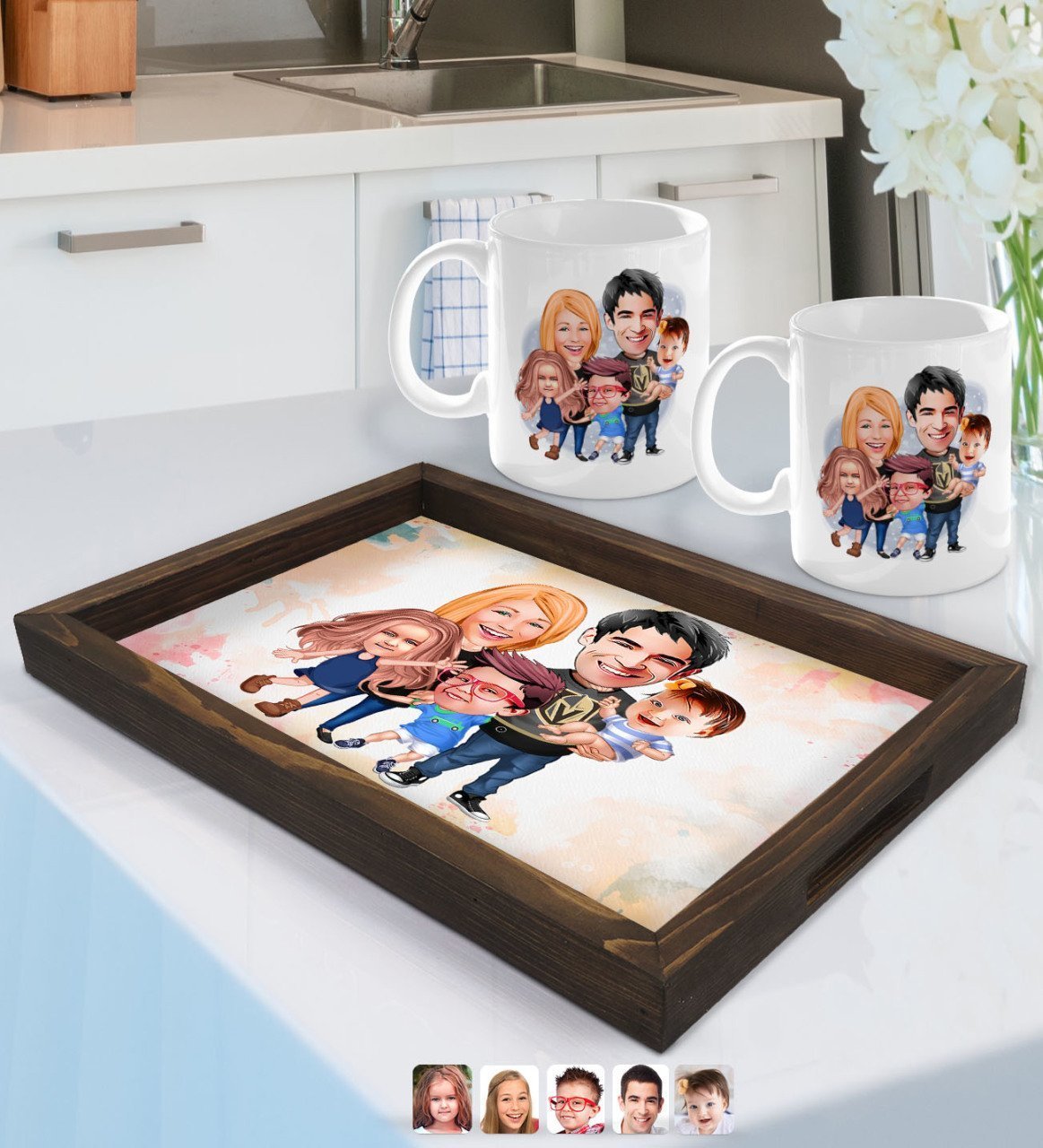 Kişiye Özel Aile Karikatürlü Doğal Ahşap Tepsi ve 2’li Kupa Bardak Seti-6