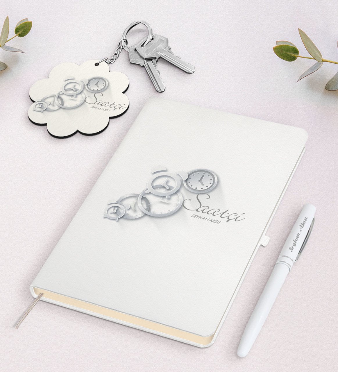Kişiye Özel Saatçi Beyaz Defter Kalem Ve Anahtarlık Hediye Seti