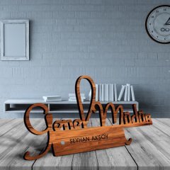 Kişiye Özel Mesleki Genel Müdür Ahşap Masa İsimliği - D4