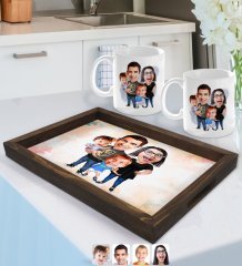 Kişiye Özel Aile Karikatürlü Doğal Ahşap Tepsi ve 2’li Kupa Bardak Seti-3
