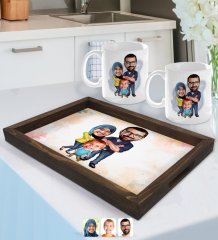 Kişiye Özel Tesettürlü Aile Karikatürlü Doğal Ahşap Tepsi ve 2’li Kupa Bardak Seti-1