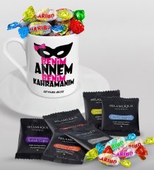 Kişiye Özel Benim Annem Benim Kahramanım Tasarımlı Türk Kahvesi Fincanı Selamlique Karışık Türk Kahvesi ve Haribo Şeker Hediye Seti-1