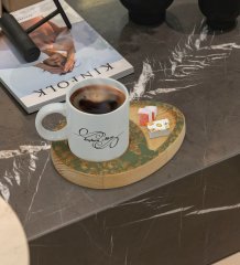Kişiye Özel Retro Motif Tasarımlı Doğal Ahşap Tabaklı Türk Kahvesi Fincanı Sunum Seti Model 5