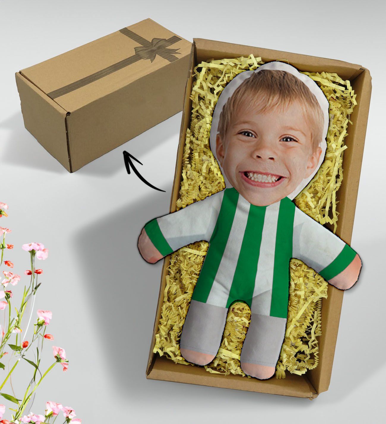 BK Gift Hediye Kutusunda Kişiye Özel Fotoğraflı Çocuk Yeşil Beyaz Futbolcu Bebek Yastık-1, Arkadaşa Hediye, Sevgiliye Hediye, Doğum Günü Hediyesi