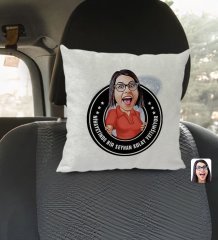 Kişiye Özel İsimli Kadın Nihayetinde Karikatürlü Kare Araç Koltuk Yastığı-3