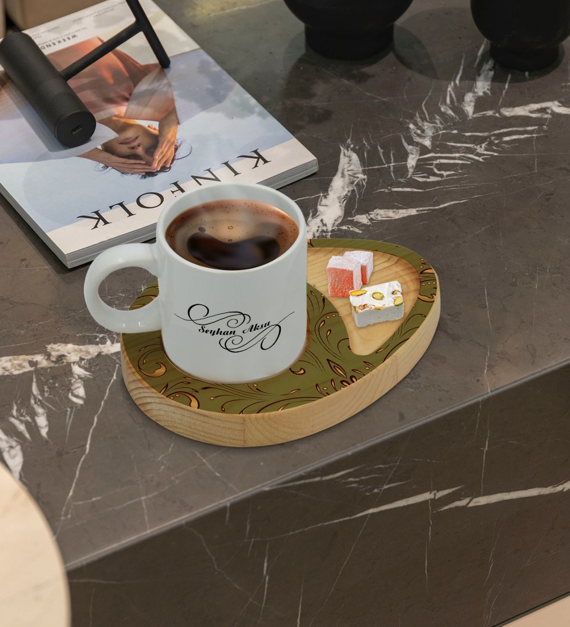 Kişiye Özel Retro Motif Tasarımlı Doğal Ahşap Tabaklı Türk Kahvesi Fincanı Sunum Seti Model 4