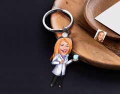 BK Gift Kişiye Özel Diş Hekimi Karikatürlü Ahşap Anahtarlık-1 Sevgiliye Hediye, Arkadaşa Hediye, Doğum Günü Hediyesi