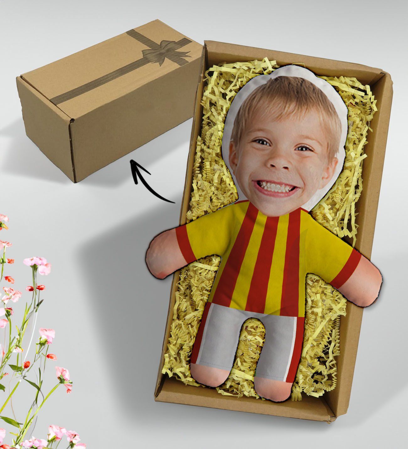 BK Gift Hediye Kutusunda Kişiye Özel Fotoğraflı Çocuk Sarı Kırmızı Futbolcu Bebek Yastık-1, Arkadaşa Hediye, Sevgiliye Hediye, Doğum Günü Hediyesi