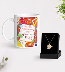 BK Gift Kişiye Özel Öğretmenler Günü Beyaz Kupa ve İsimli Papatya Kolye Hediye Seti- 2, Öğretmene Hediye, Öğretmenler Günü