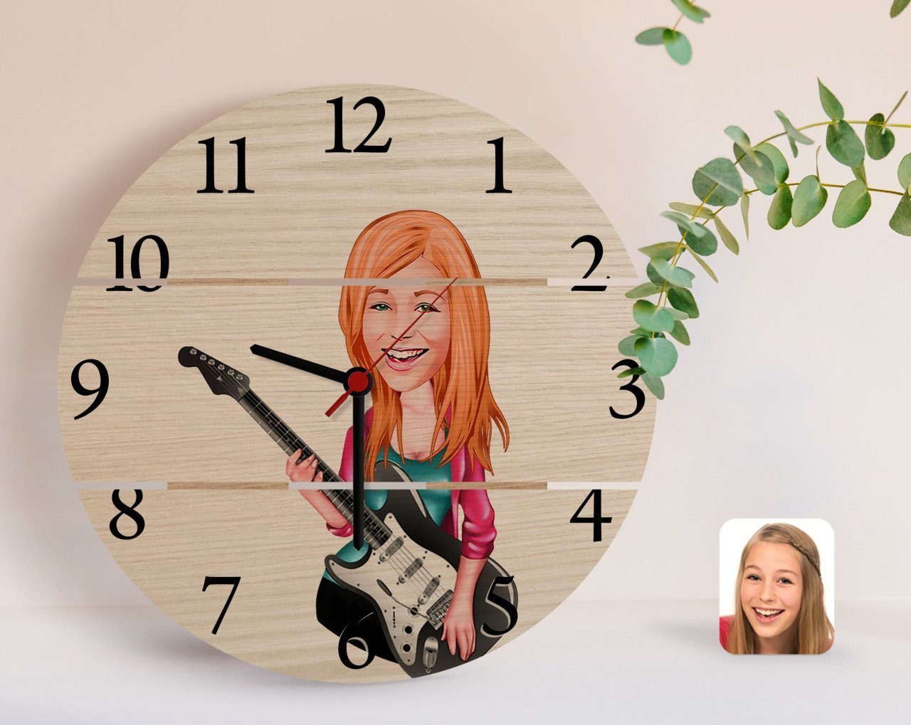 Kişiye Özel Kadın Gitarist Karikatürlü Otantik Ahşap Palet Saat-1