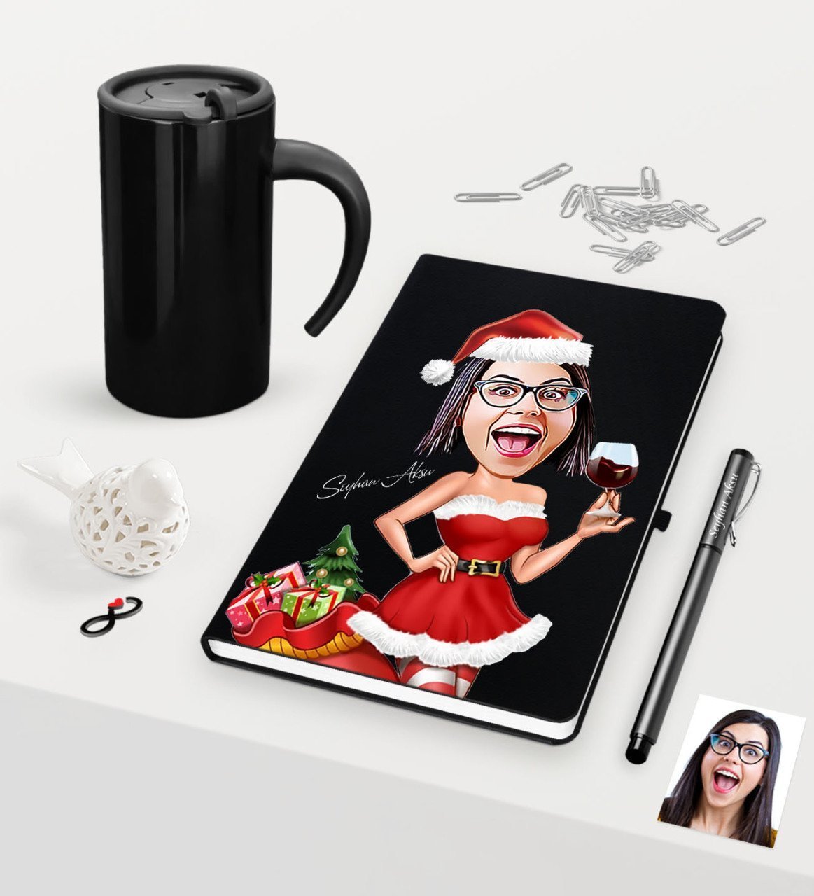 Kişiye Özel Yılbaşı Bayan Karikatürlü Siyah Defter Kalem Termos Mug Seti - 2