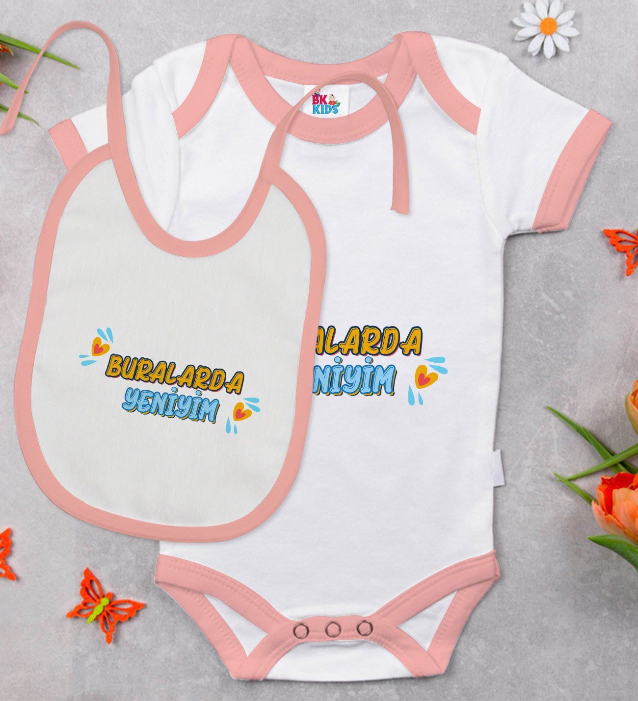 BK Kids Buralarda Yeniyim Tasarımlı Pembe Bebek Body Zıbın ve Mama Önlüğü Hediye Seti-1